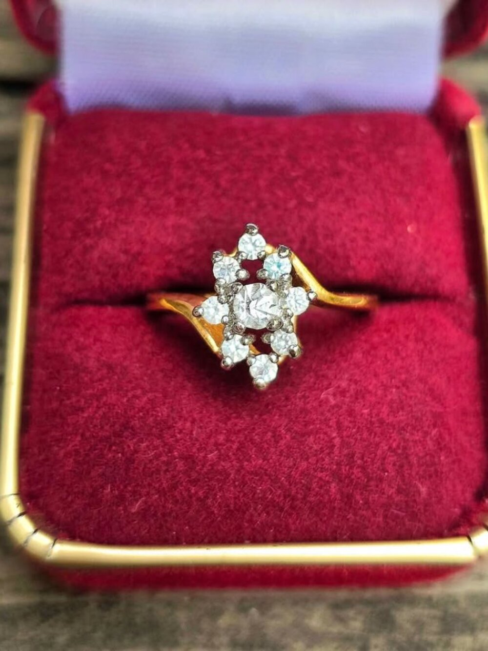 Gold Tone 14K Electroplated Faux Diamond Cluster Ring Size 7